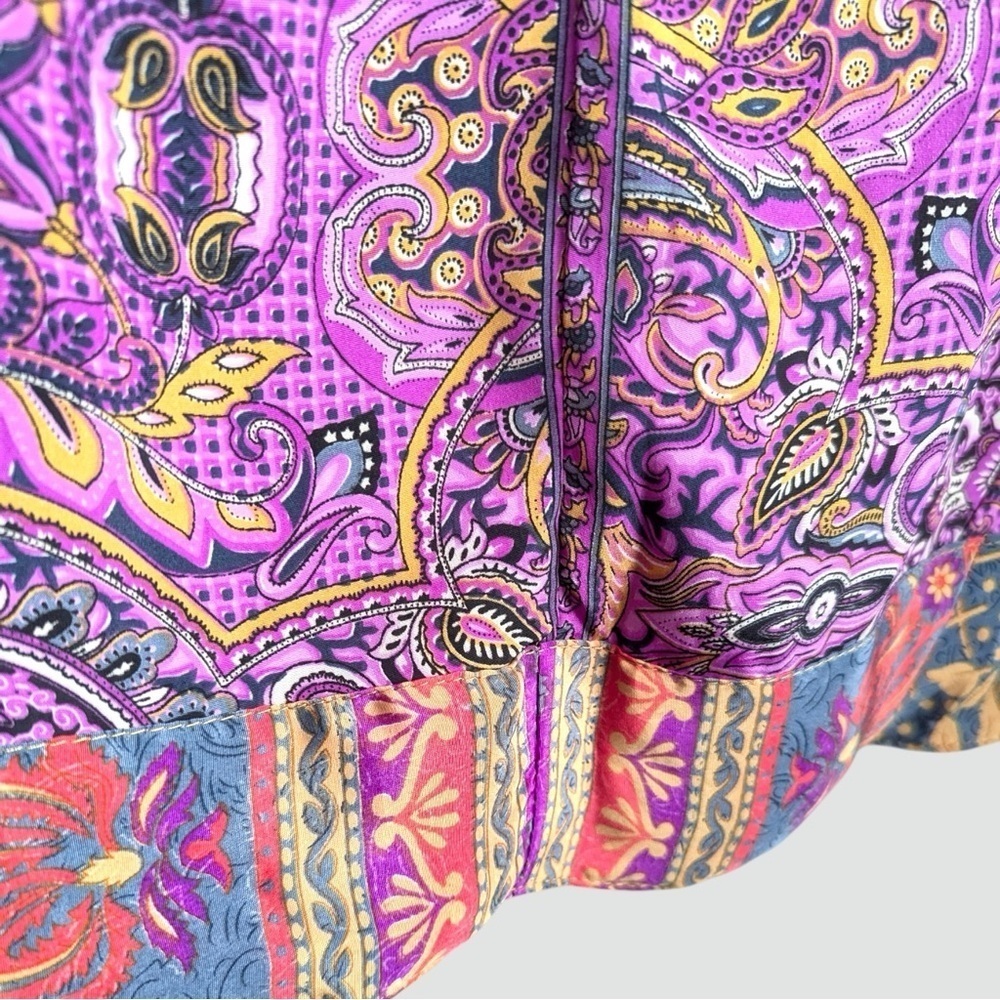 GURU For Life Paisley Print Lightweight Cocoon Kimono with Bold Floral Trim - Picture 5 of 6